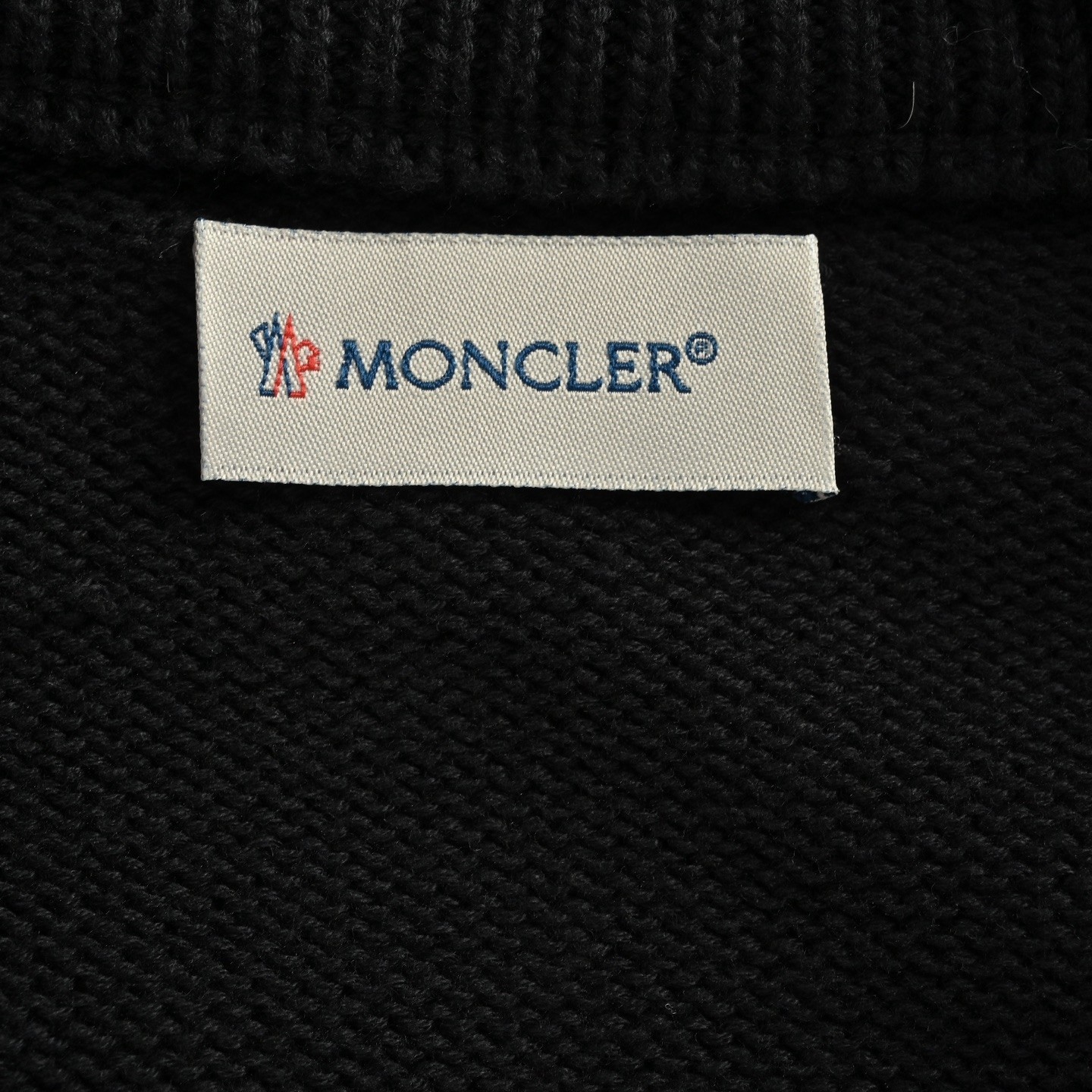 【Moncler公式旗艦店】新作数量限定販売 モンクレール ダウンジャケット