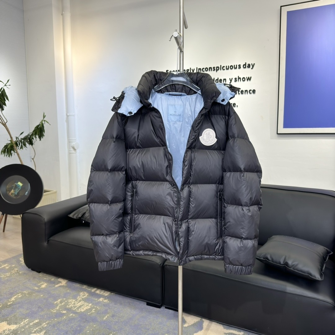 【MONCLER公式 旗艦店】モンクレール ダウンジャケット、ご好評に付き再入荷！