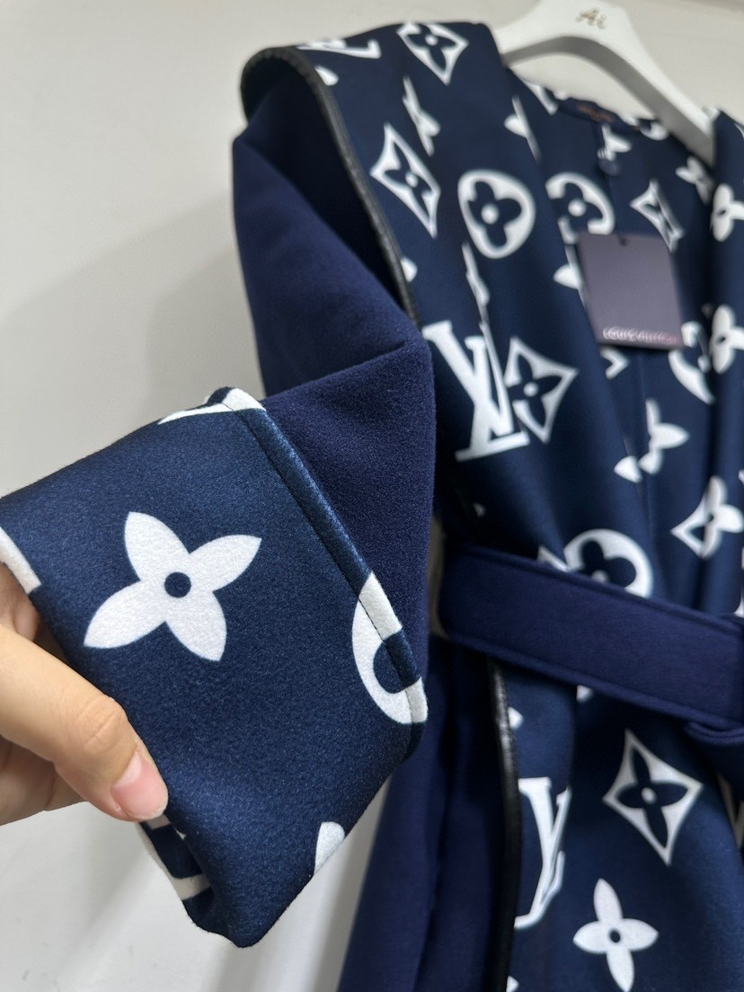 【LOUIS VUITTON旗艦店】ルイヴィトン オーバーコート ご好評に付き再入荷！