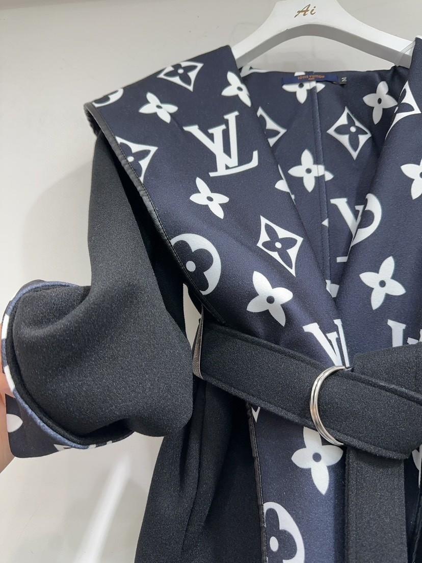 【LOUIS VUITTON旗艦店】ルイヴィトン オーバーコート ご好評に付き再入荷！