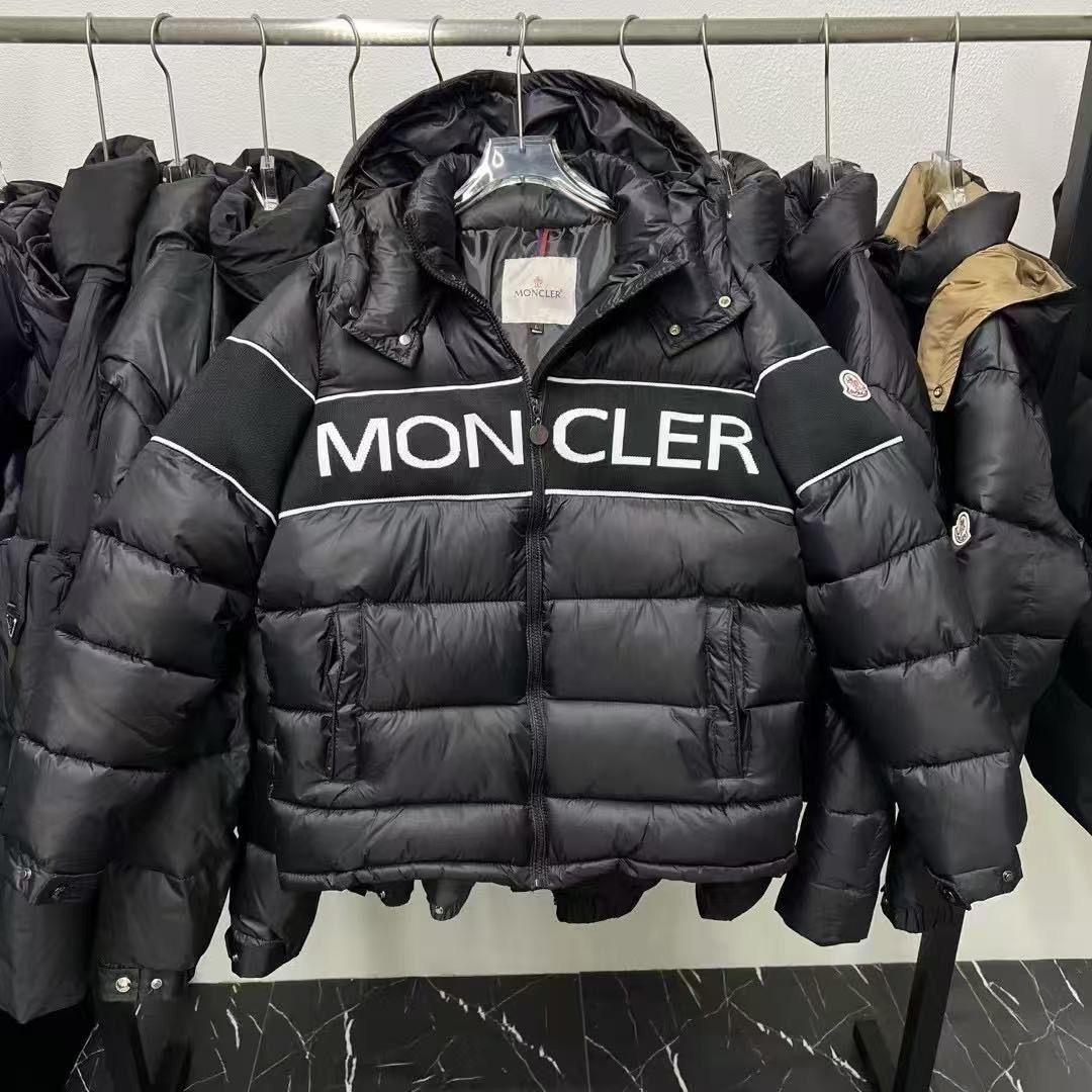 【MONCLER公式 旗艦店】モンクレール ダウンジャケット、ご好評に付き再入荷！