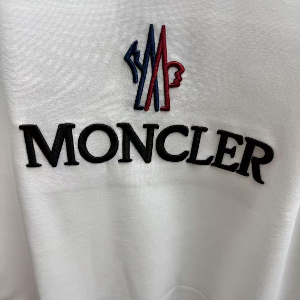 【MONCLER公式 旗艦店】ルイヴィトン パーカー ご好評に付き再入荷！