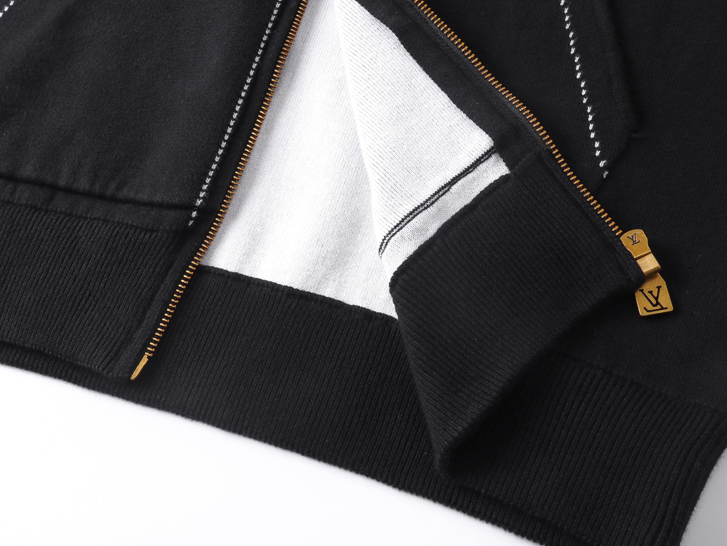 【LOUIS VUITTON旗艦店】ルイヴィトン パーカー ご好評に付き再入荷！