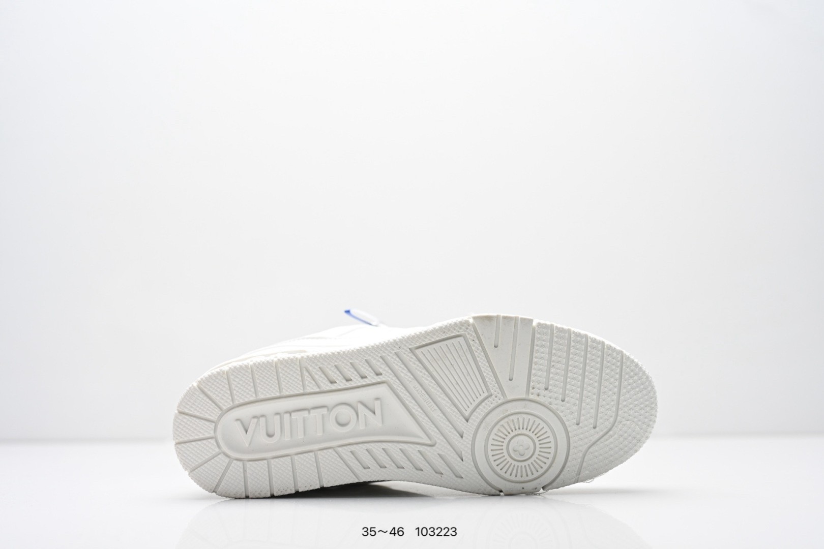 LOUIS VUITTON ルイヴィトン LV TRAINER スニーカー
