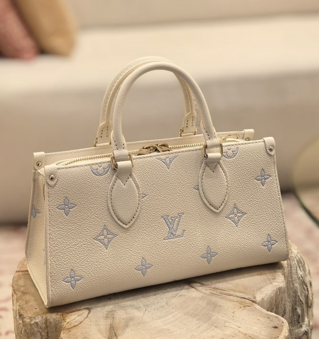 【気品溢れる♪】Louis Vuitton★オンザゴー EW