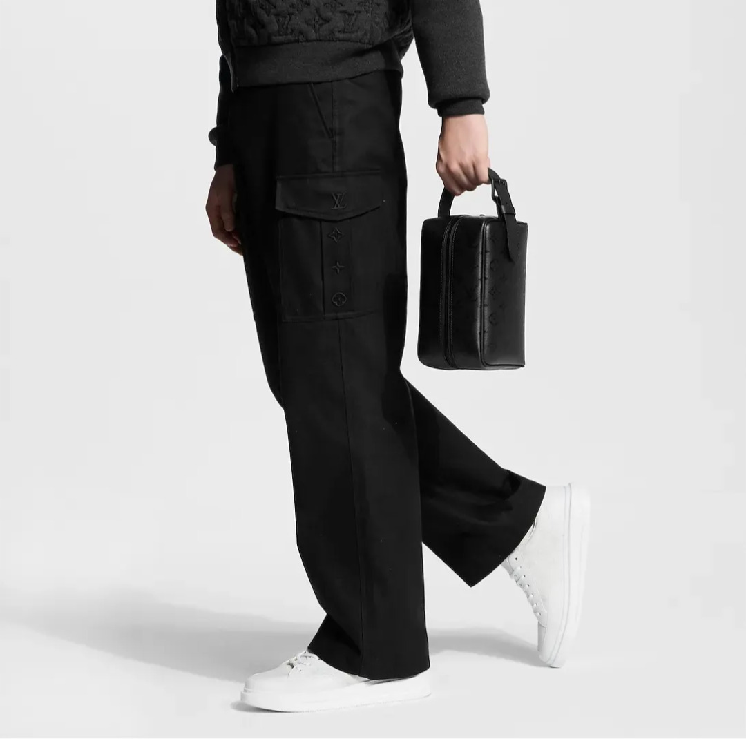 使い勝手がいい【Louis Vuitton】ロッカー ドップ・キット M26810