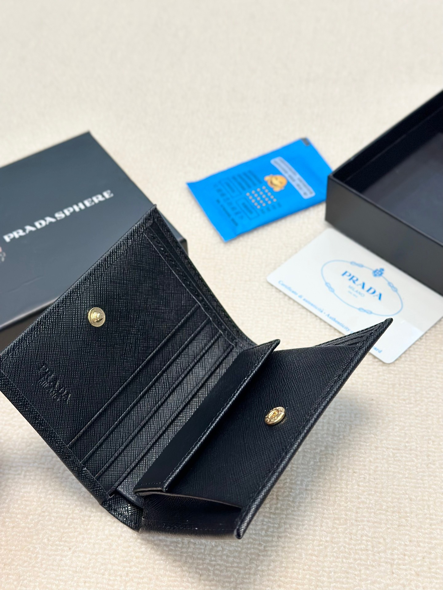 Prada Multiple 財布 12*9*2cm