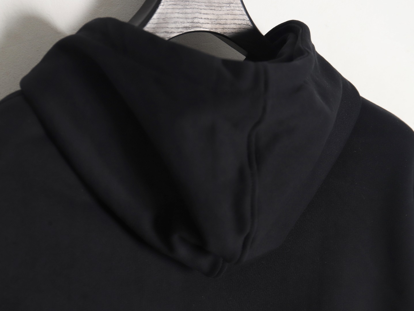 【 LOEWE旗艦店】ご好評に付き再入荷！！