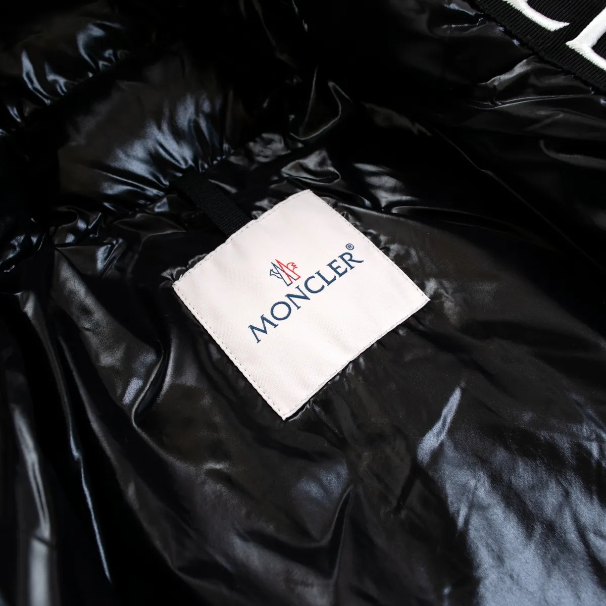 MONCLER モンクレール MONTCLA モンクラ ダウンジャケット