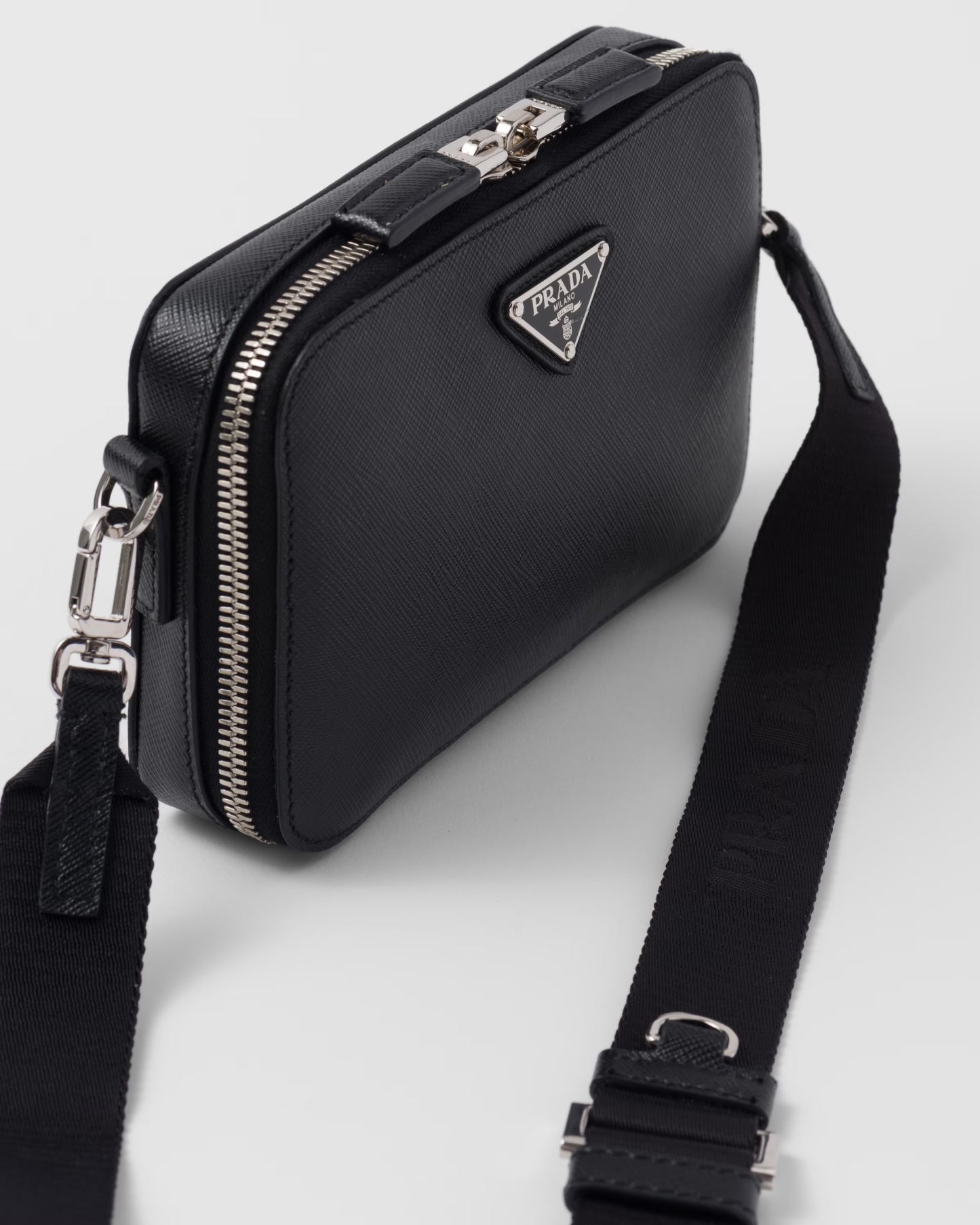 PRADA【入手困難】 ブリック★サフィアーノレザー バッグ★