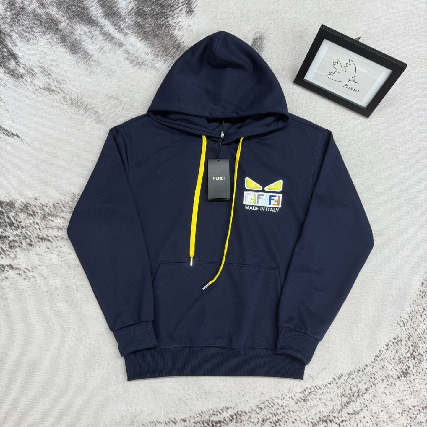 【FENDI旗艦店】フェンディ パーカー 男女兼用 ご好評に付き再入荷！