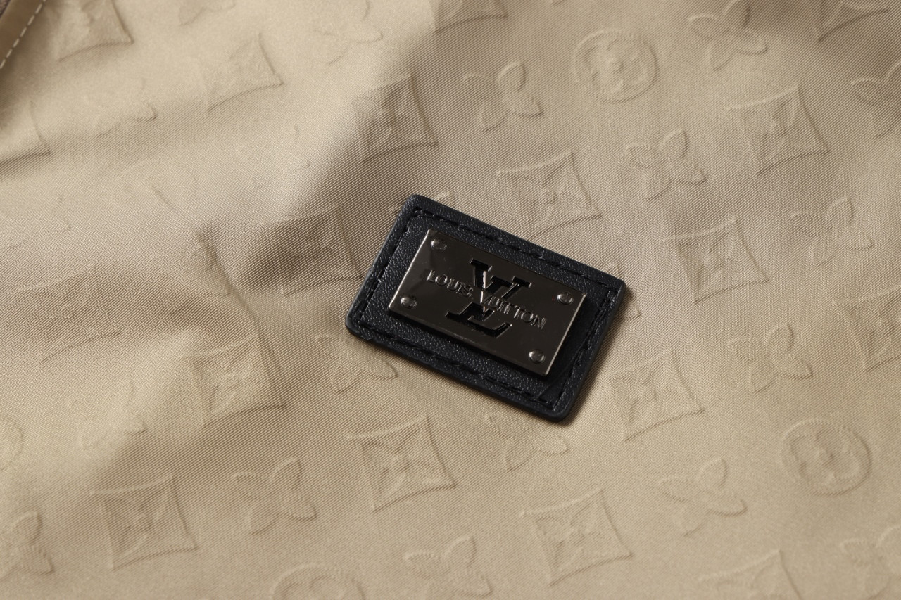 【LOUIS VUITTON】ルイヴィトン ジャケット