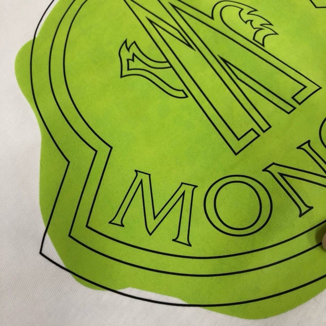 【MONCLER旗艦店】（モンクレール）長袖 ご好評に付き再入荷！