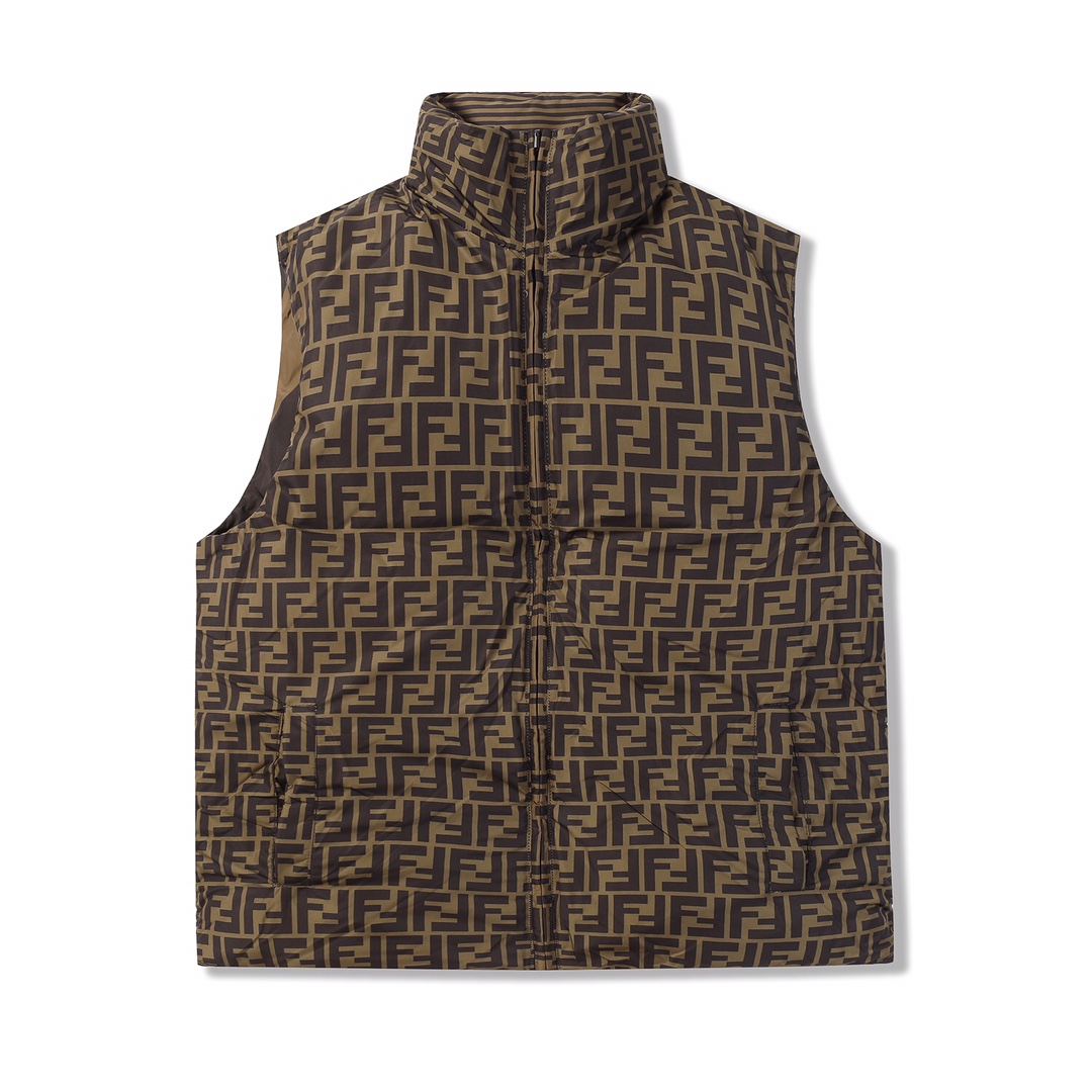 FENDI  パターン フロントボタン ダウンジャケット ブラック