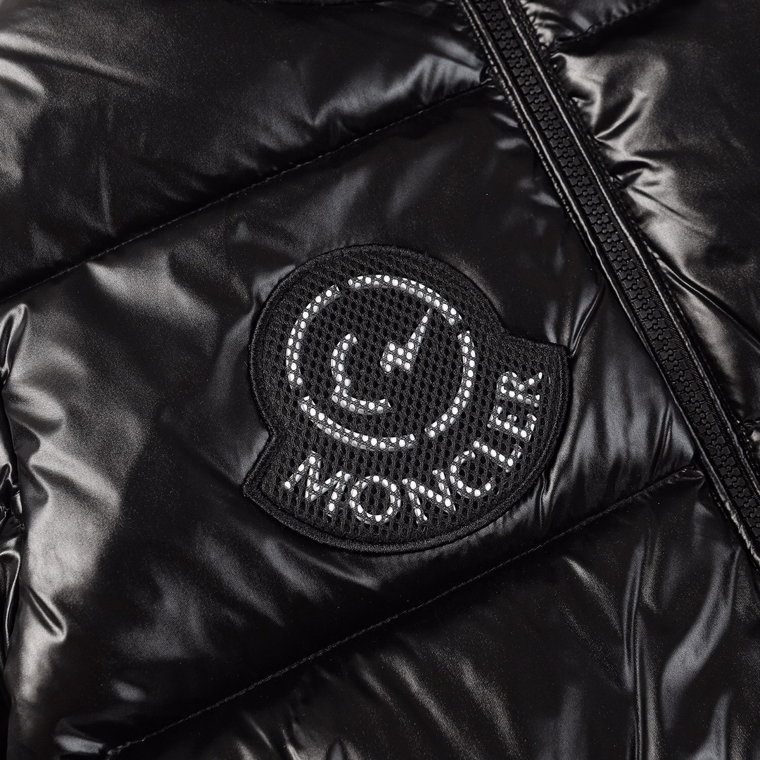 【MONCLER公式 旗艦店】（モンクレール） ダウンジャケット