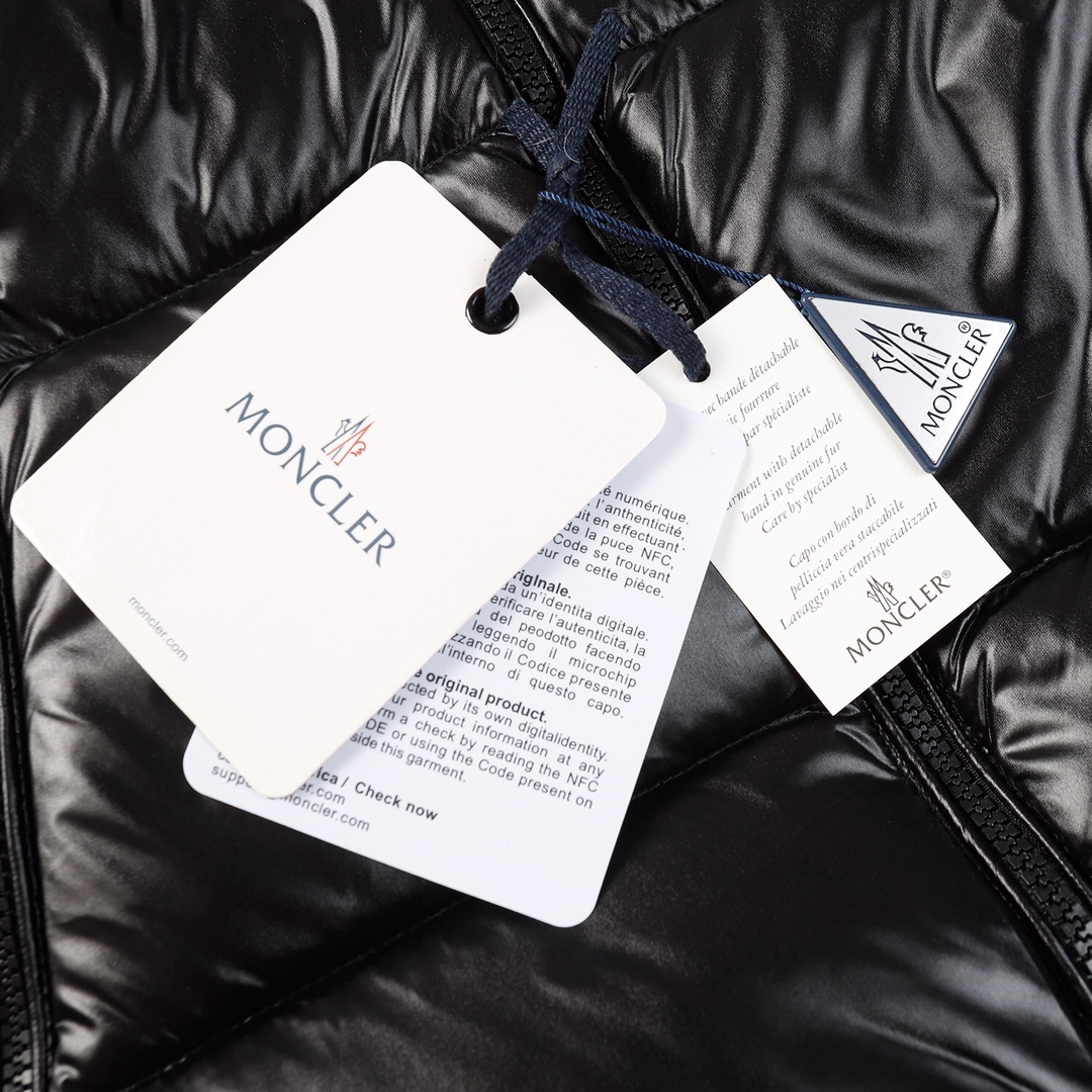【MONCLER公式 旗艦店】（モンクレール） ダウンジャケット