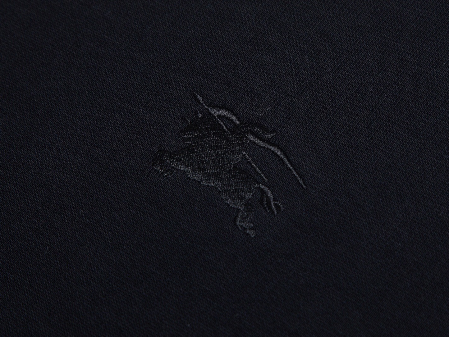 【BURBERRY】刺繍長袖 T シャツ