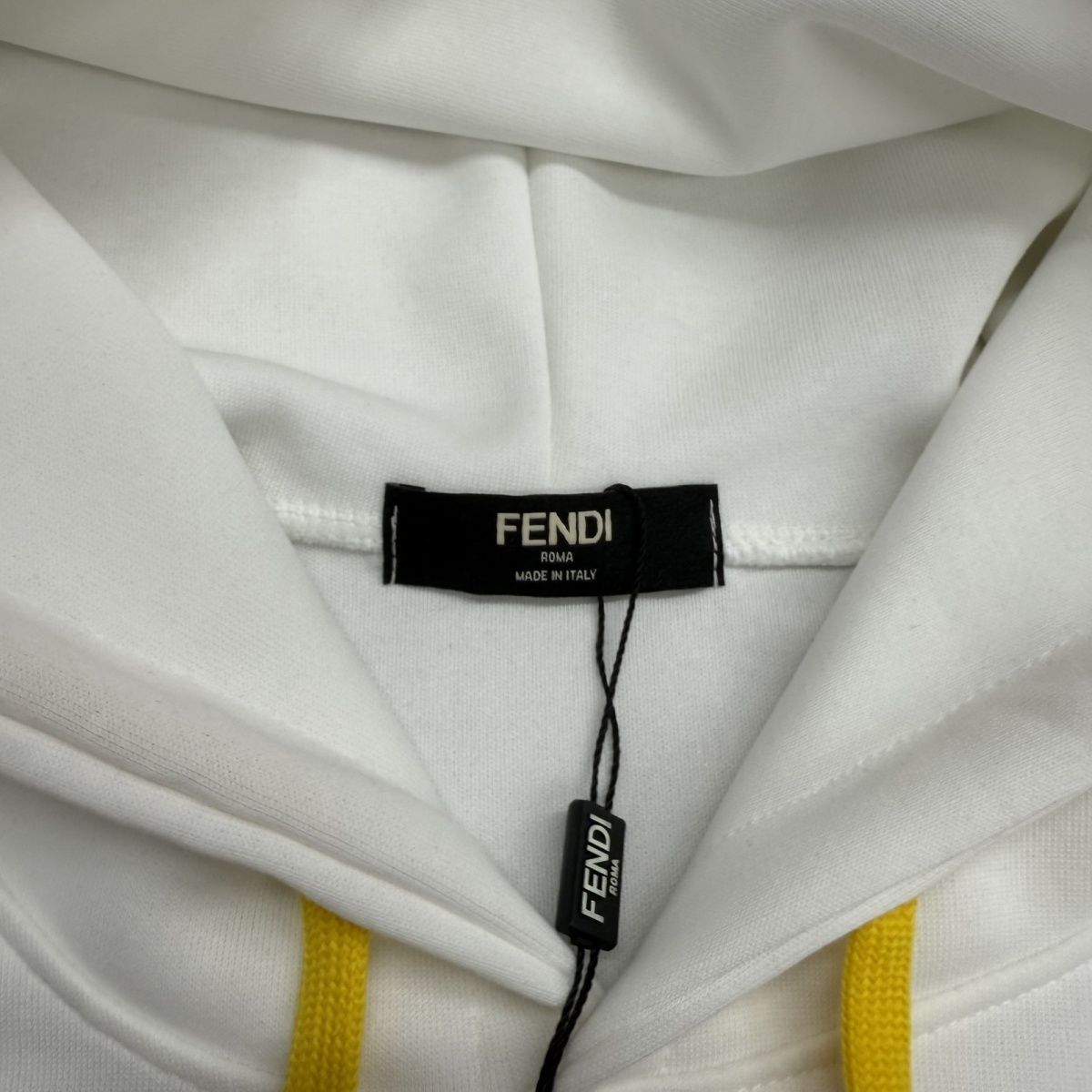 【FENDI旗艦店】フェンディ パーカー 男女兼用 ご好評に付き再入荷！