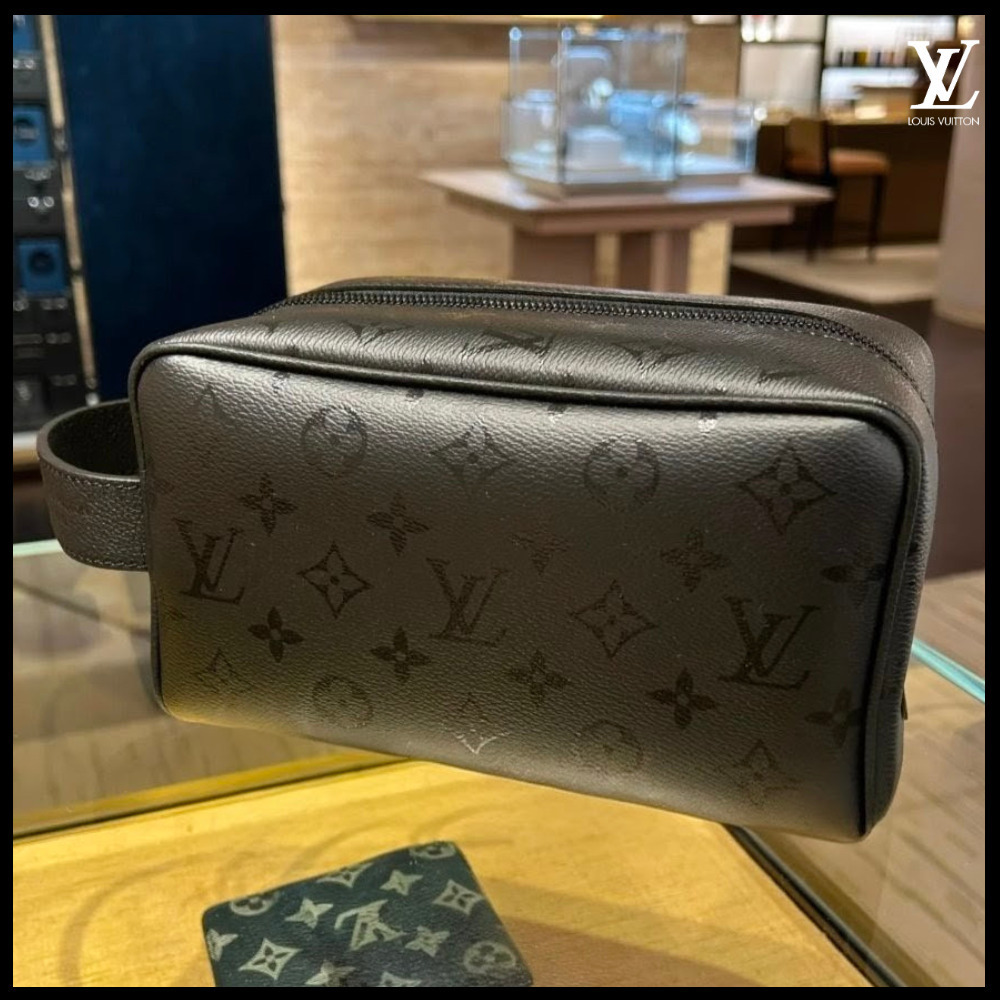使い勝手がいい【Louis Vuitton】ロッカー ドップ・キット M26810