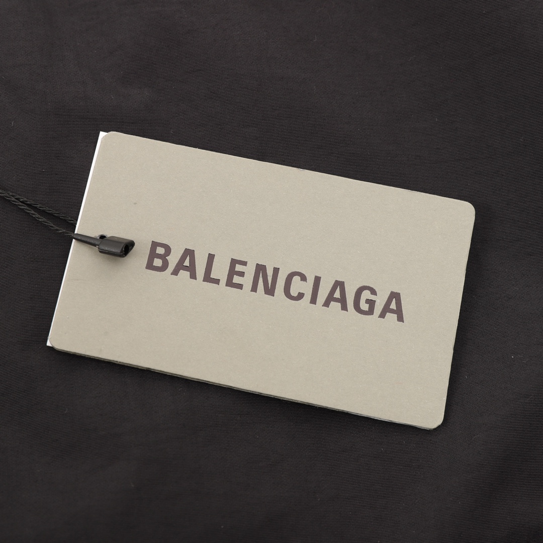 【BALENCIAGA】レター刺繍ジャケット