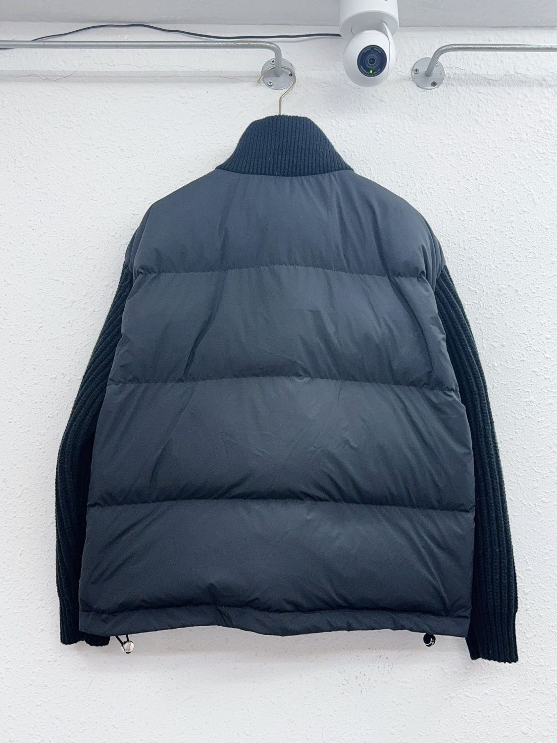 【MONCLER 公式旗艦店】モンクレール ダウンジャケットご好評に付き再入荷！