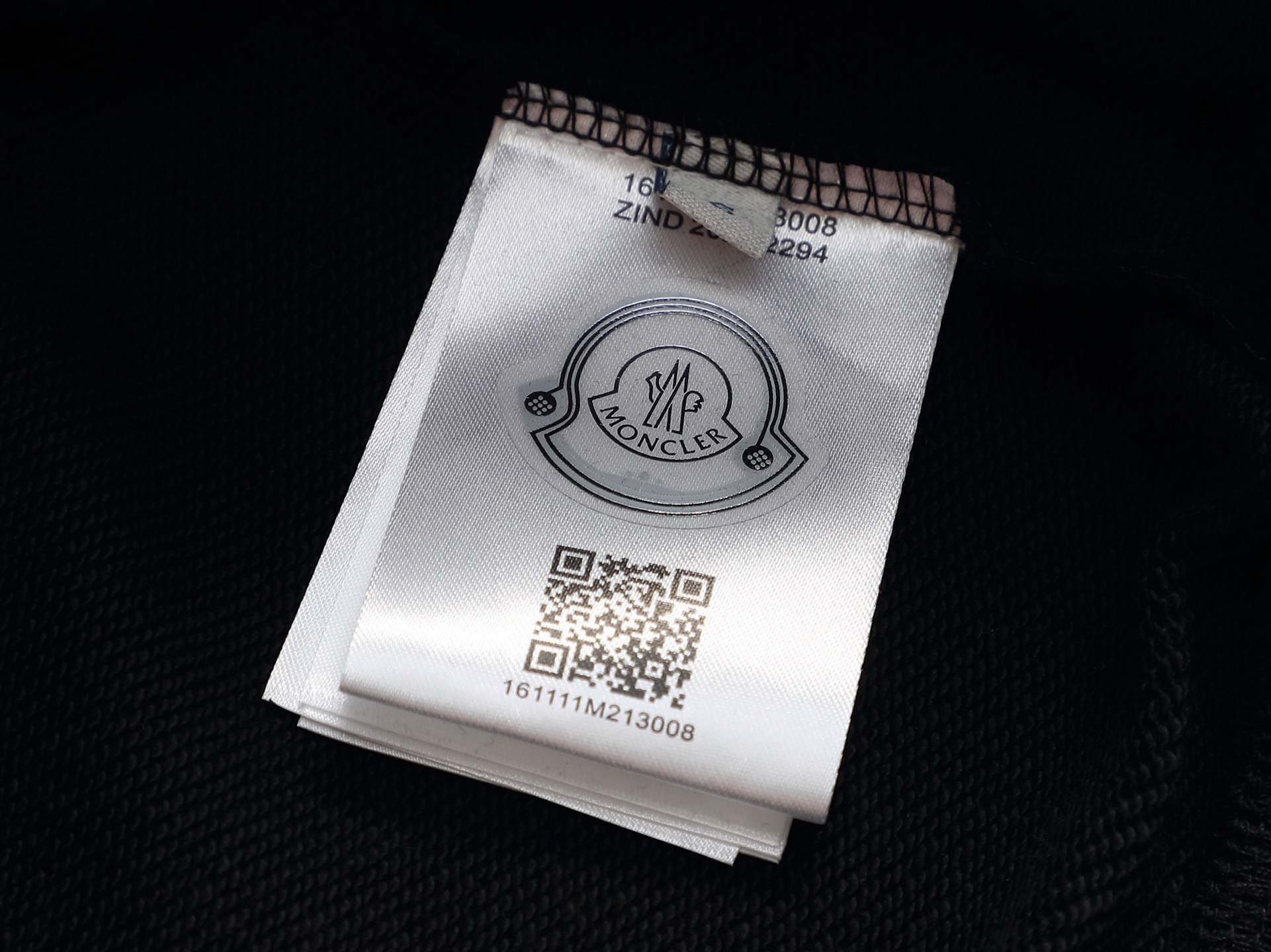【MONCLER】刺繍長袖 T シャツ