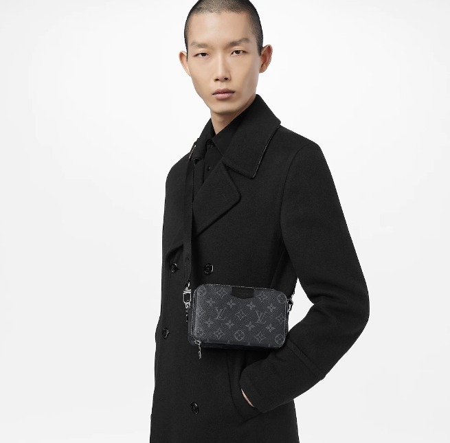 【入手困難】LOUIS VUITTON ルイヴィトン アルファ ウエアラブル