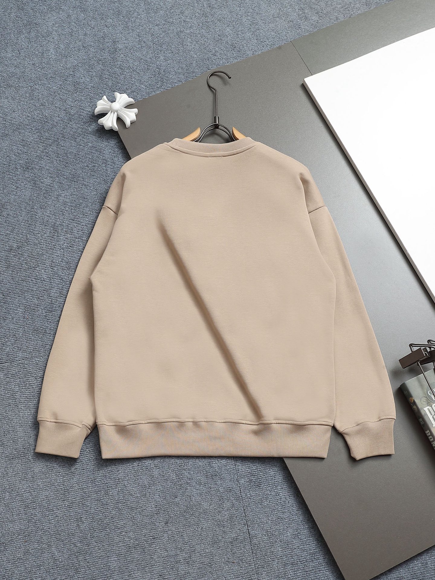 【LOEWE】長袖 T シャツ