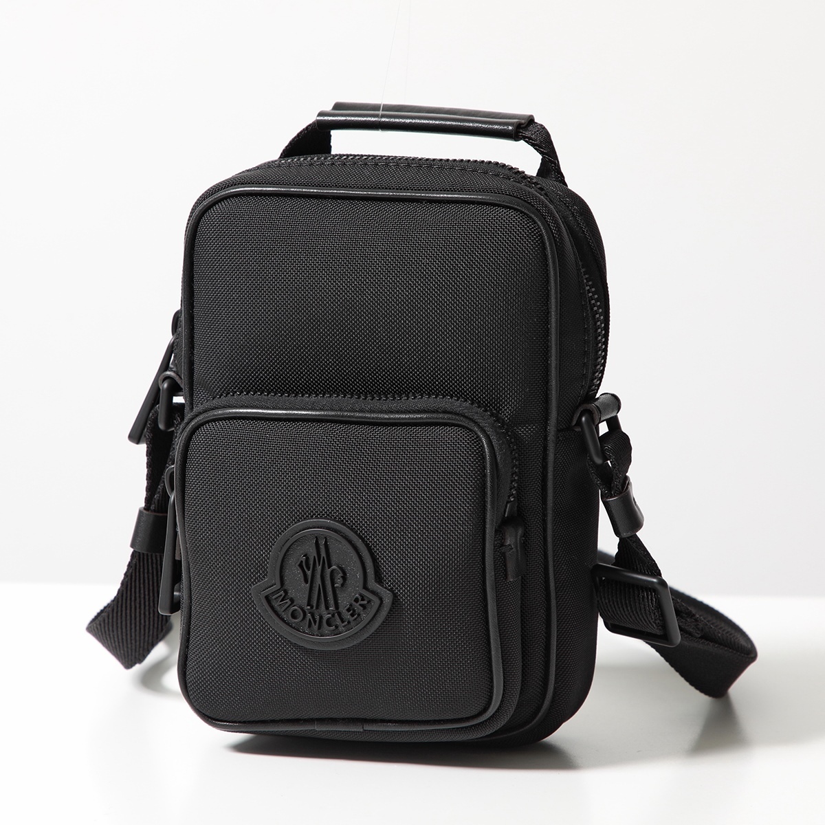 MONCLER ショルダーバッグ YEHOR 6B00001 M2569