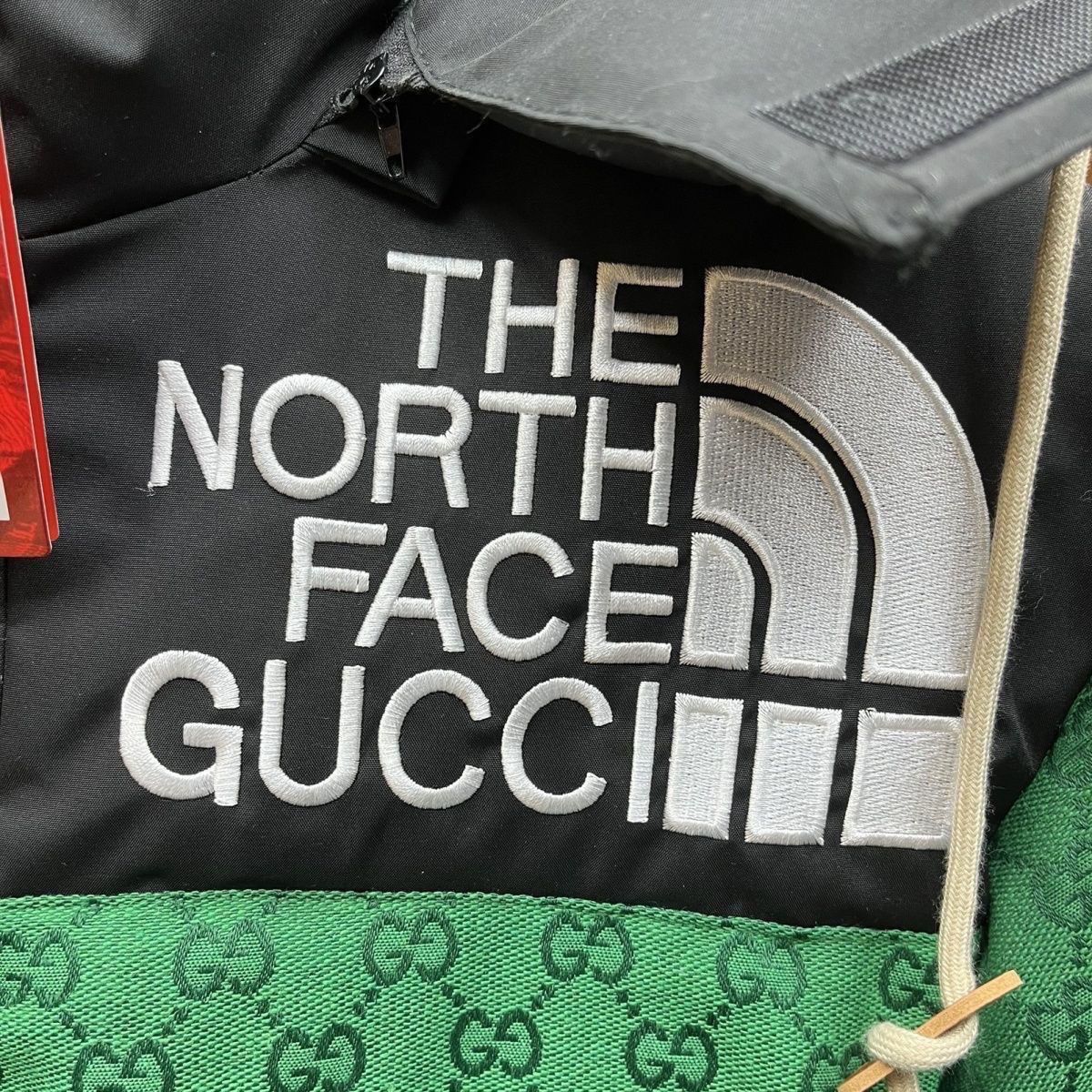 【The North Face  × Gucci】【全国送料無料】【即日出荷】数量限定発売  ダウンジャケット