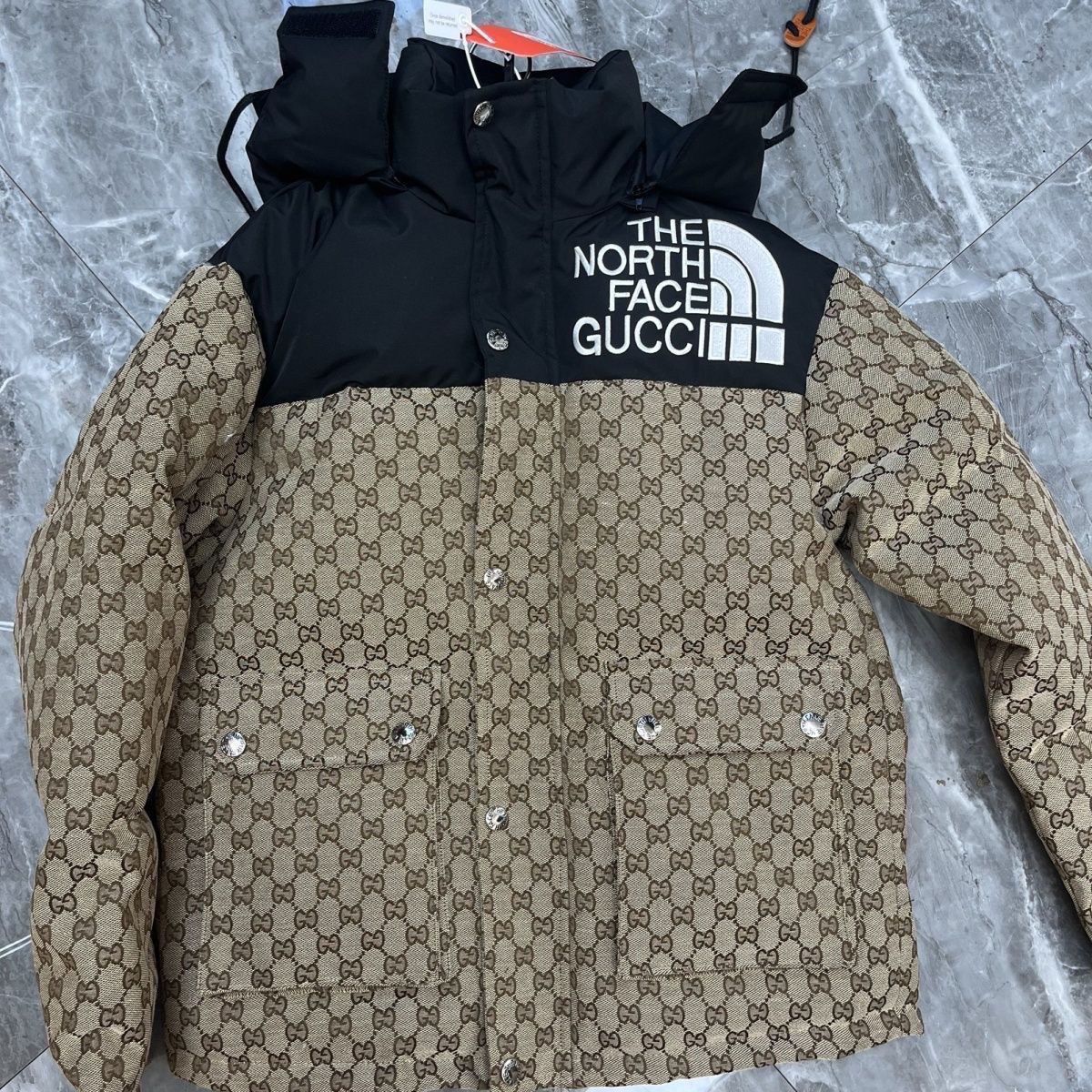 【The North Face  × Gucci】【全国送料無料】【即日出荷】数量限定発売  ダウンジャケット