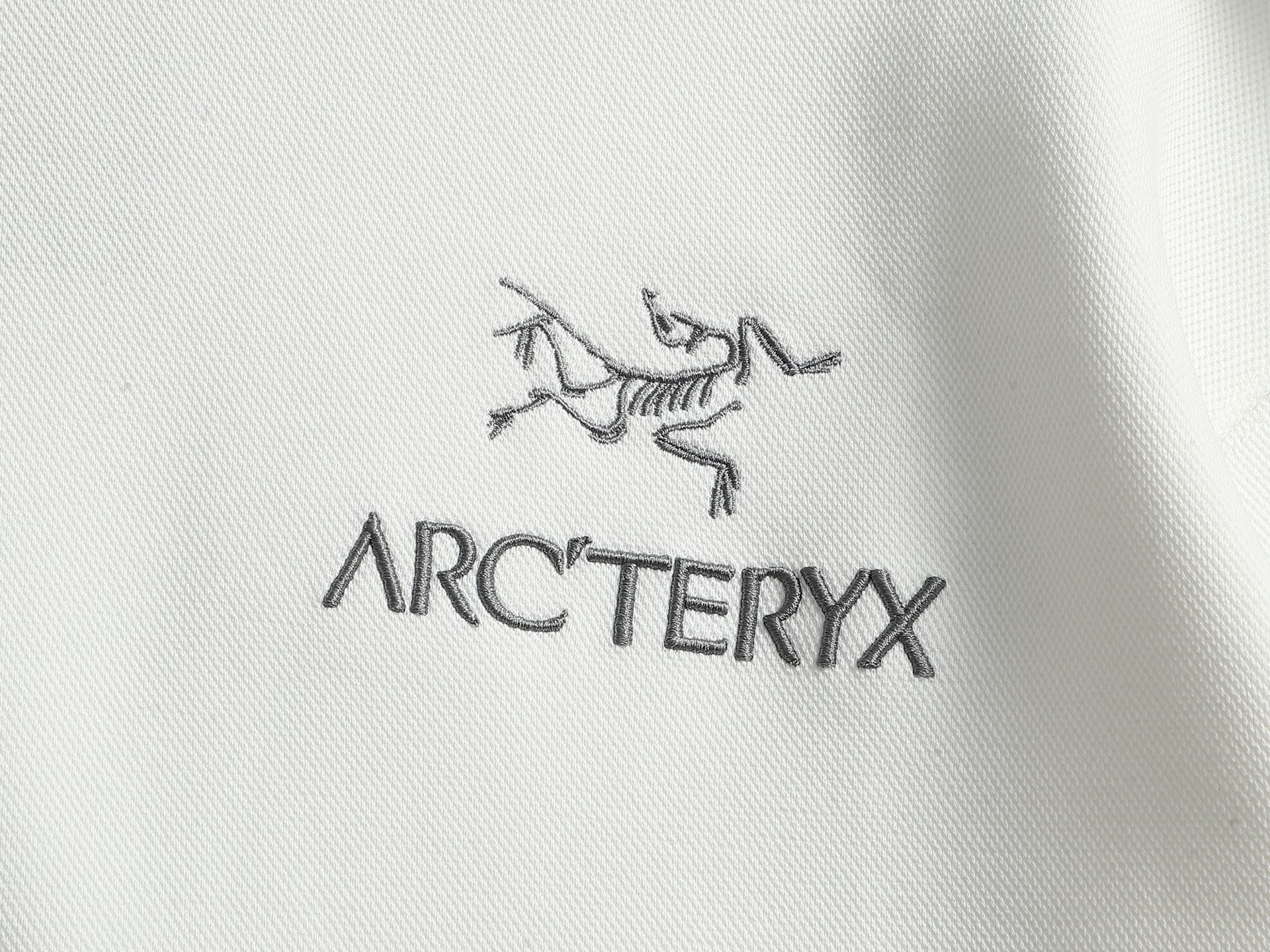 【ARC TERYX】長袖 T シャツ