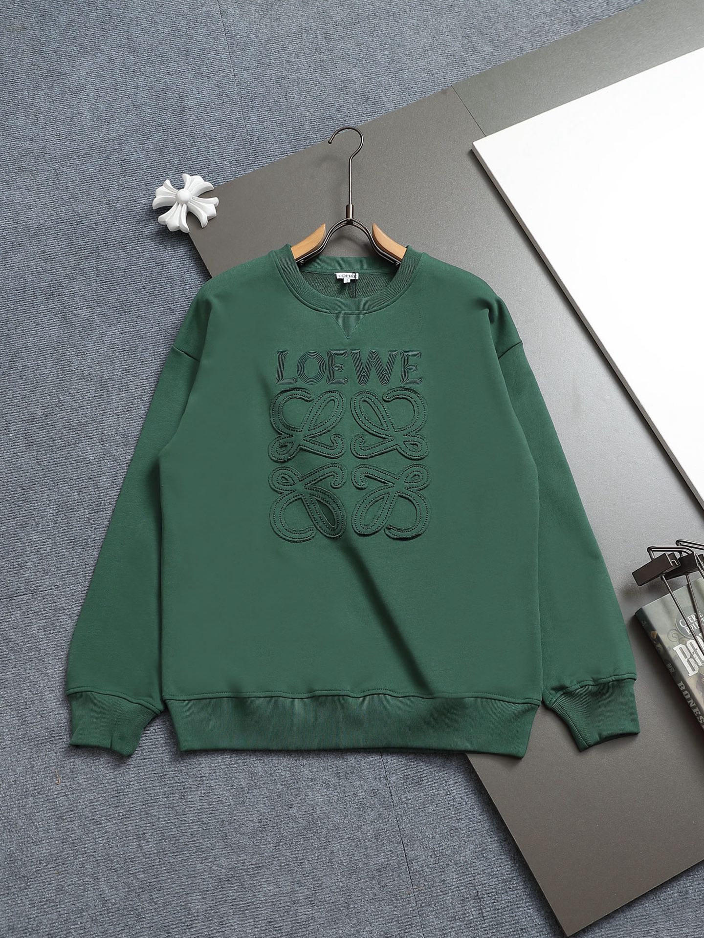 【LOEWE】長袖 T シャツ