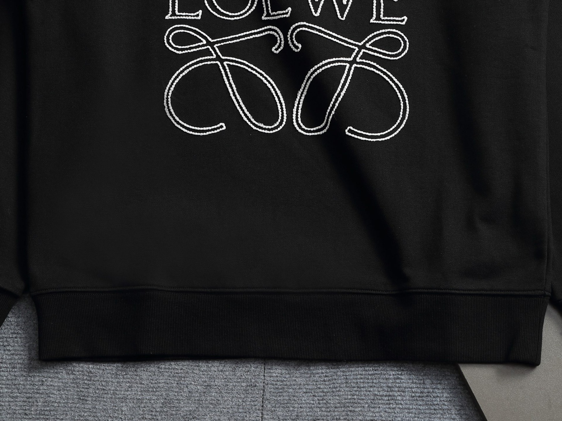 【LOEWE】刺繍長袖 T シャツ