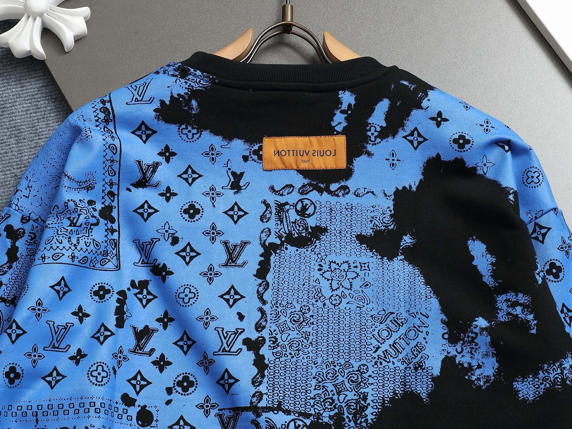 【LOUIS VUITTON】長袖 T シャツ