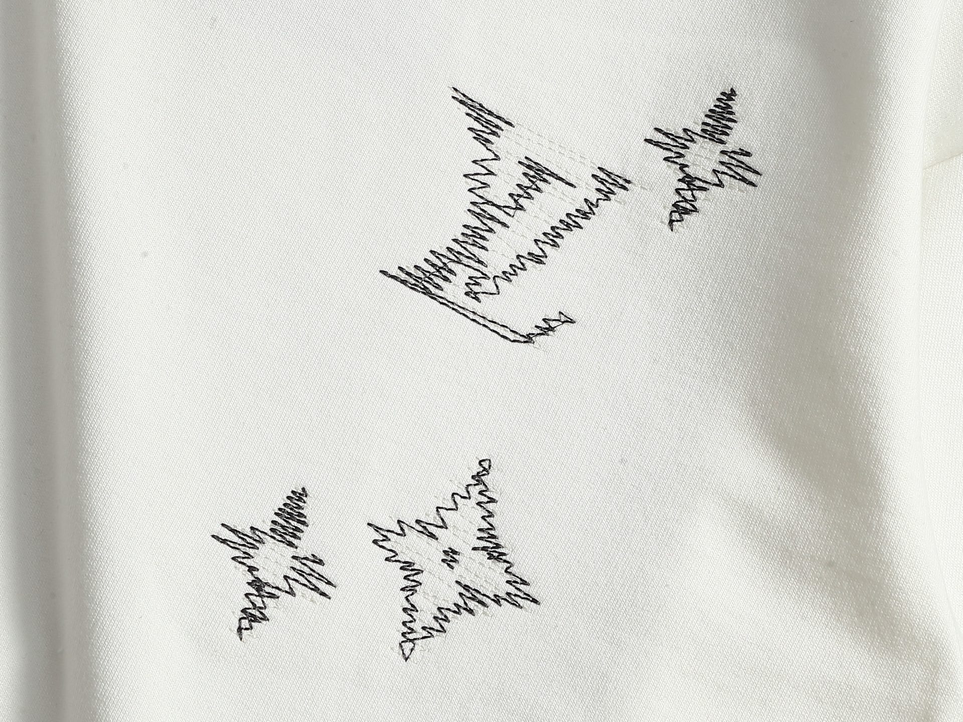 【LOUIS VUITTON】刺繍長袖 T シャツ