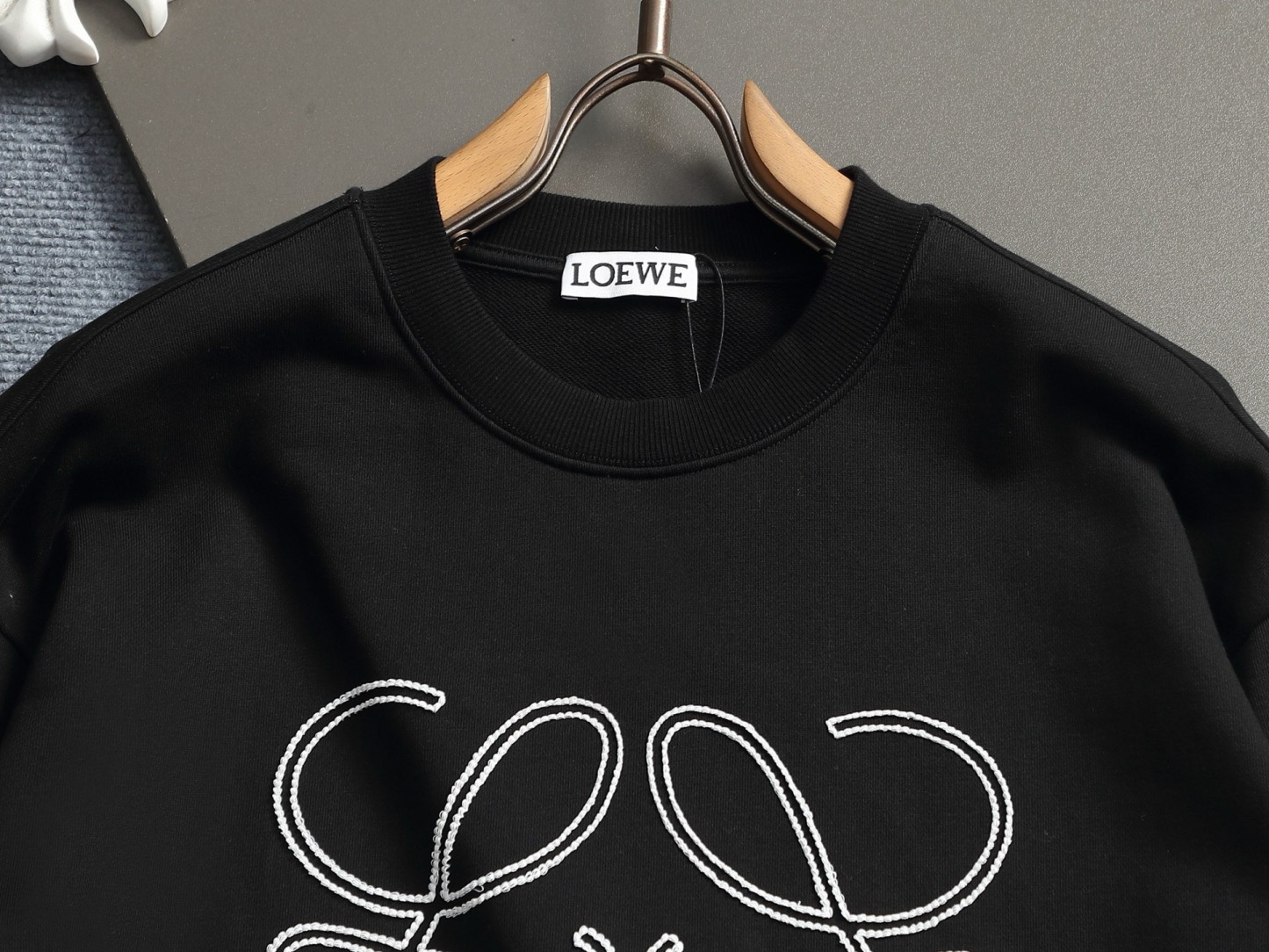 【LOEWE】刺繍長袖 T シャツ