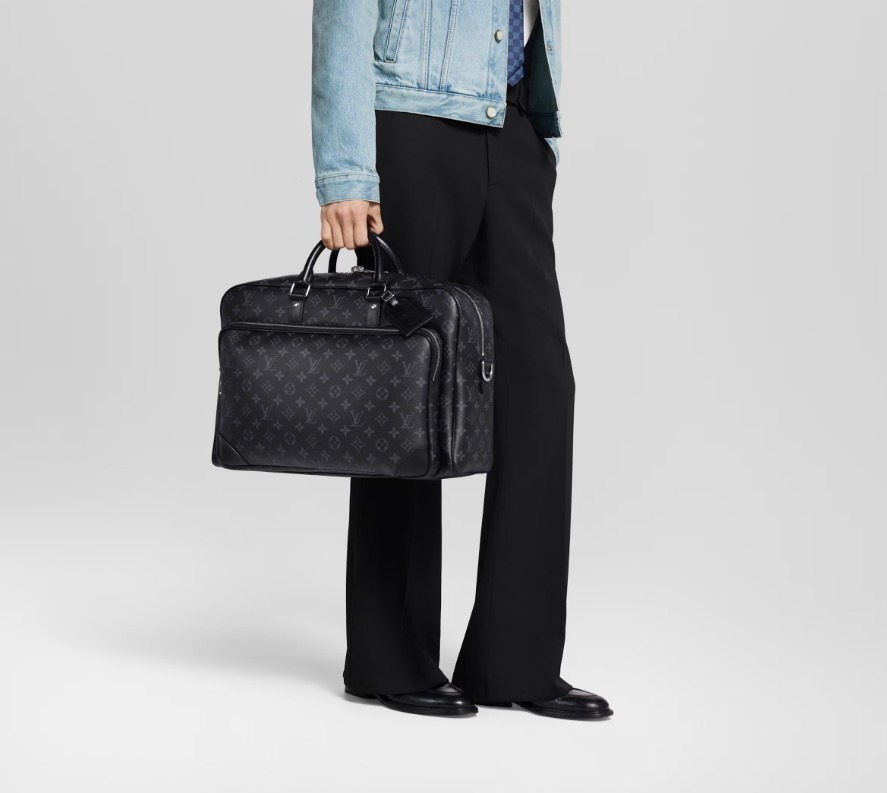 【旅行に最適の大容量♪】Louis Vuitton バッグ