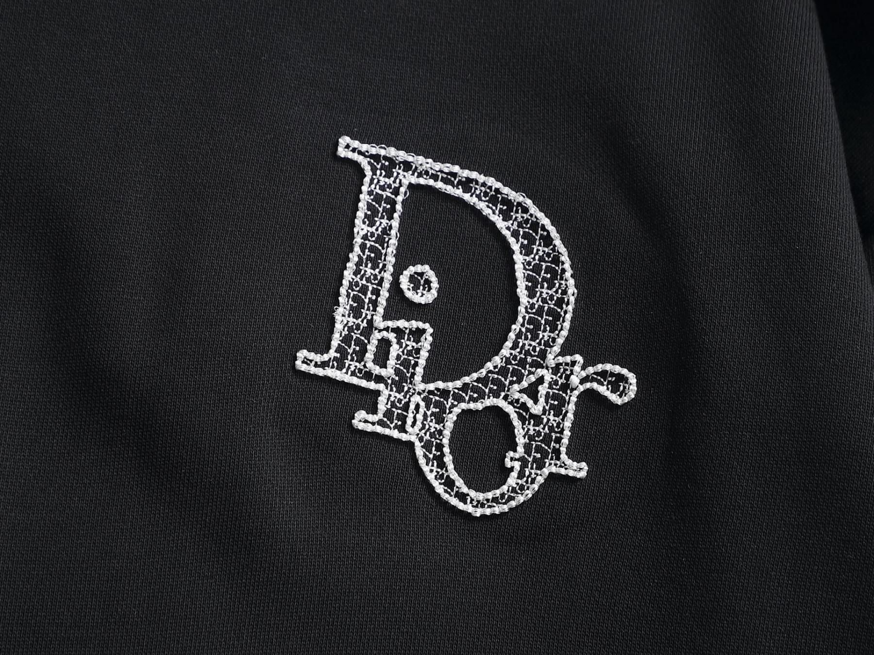 【DIOR】刺繍長袖 T シャツ