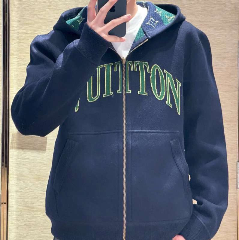 リバーシブルでオシャレパーカー【Louis Vuitton】パーカー