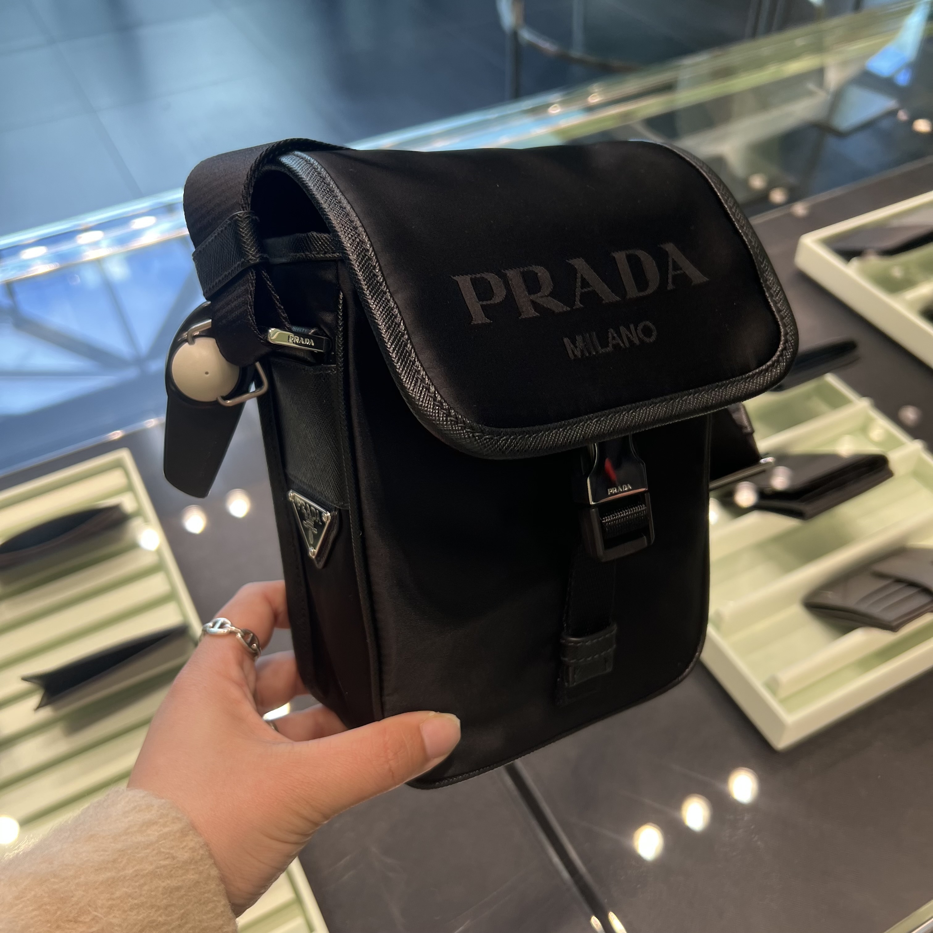 【PRADA】セール 2VD028 RENYLON ミニ ミリタリーショルダー