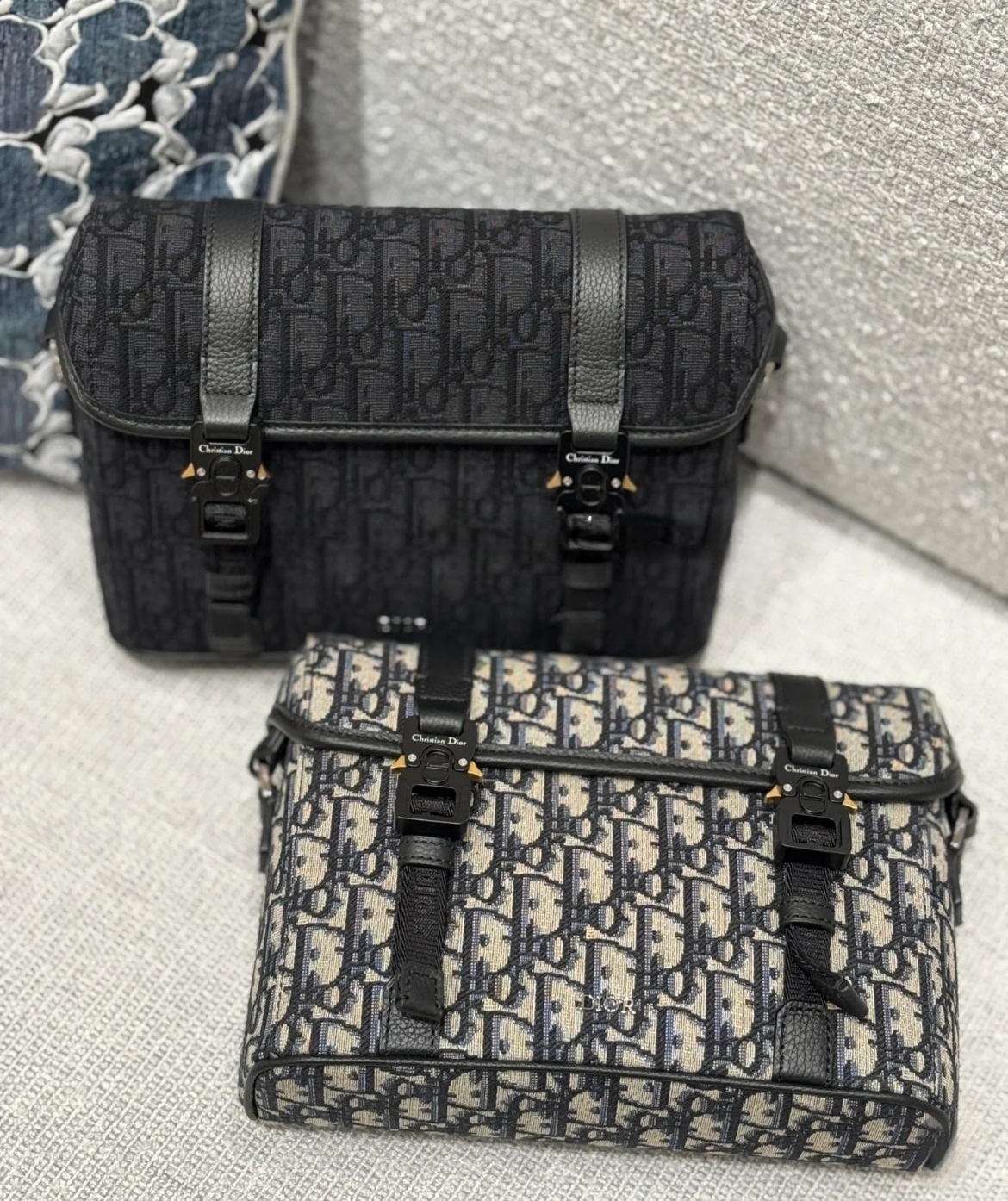 【大人気♪】Dior Hit the Road メッセンジャーバッグ