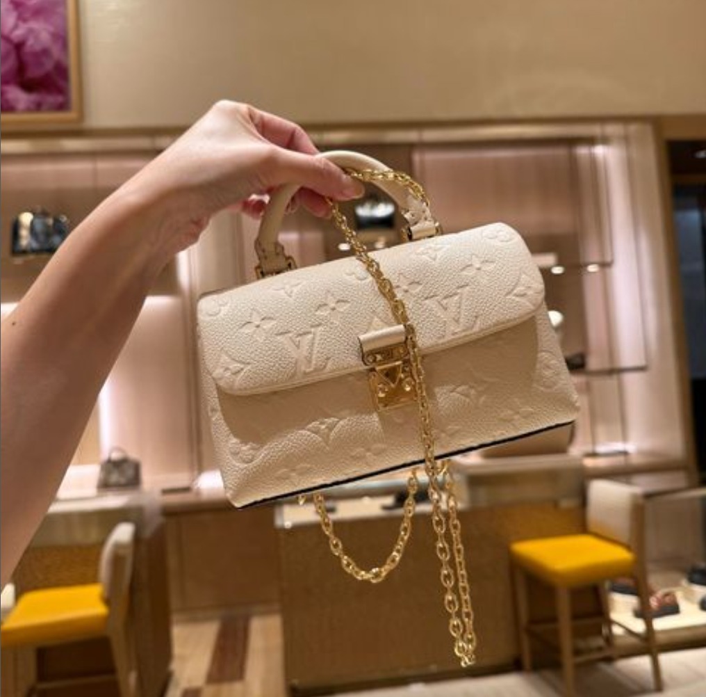 海外限定品♪ Louis Vuitton ナノマドレーヌ ハンドバッグ 2way