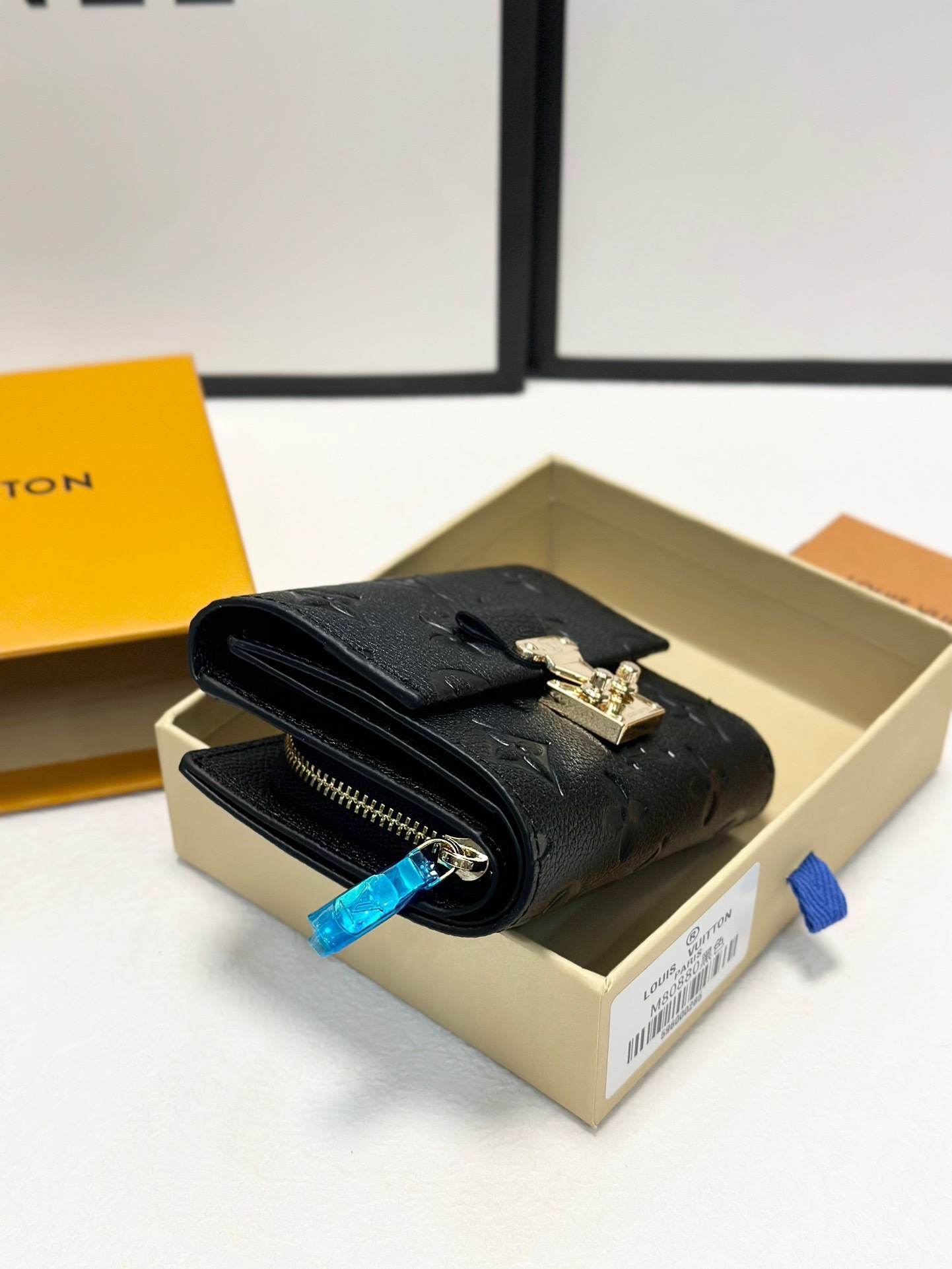 Louis Vuitton ポルトフォイユ・メティス  M80880 M81071