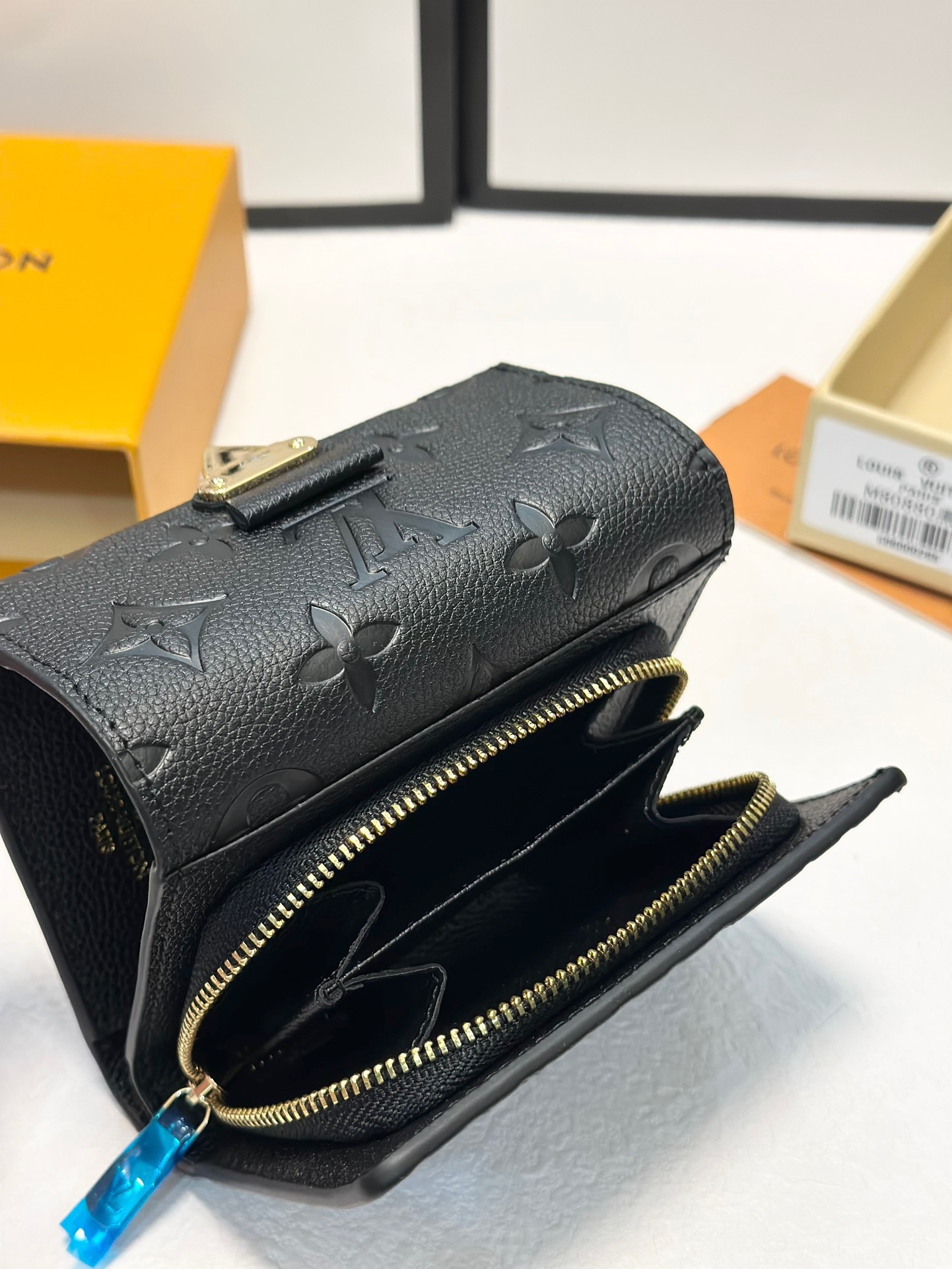 Louis Vuitton ポルトフォイユ・メティス  M80880 M81071