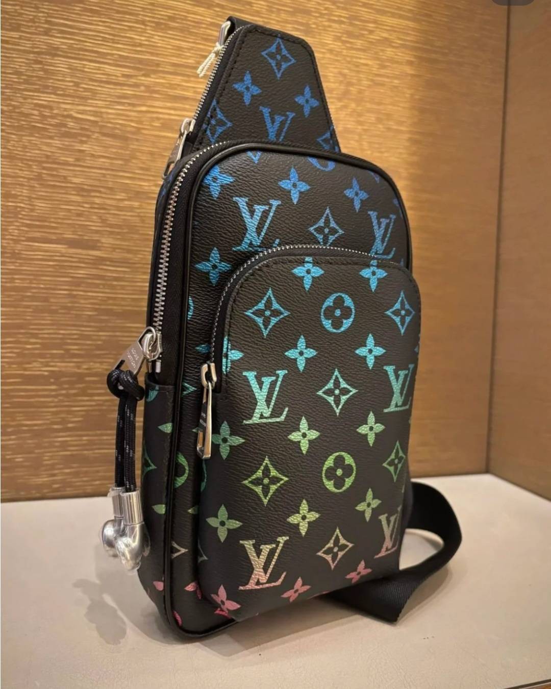 【25SS/グラデモノグラム♪】LouisVuitton スリングバッグ M13936
