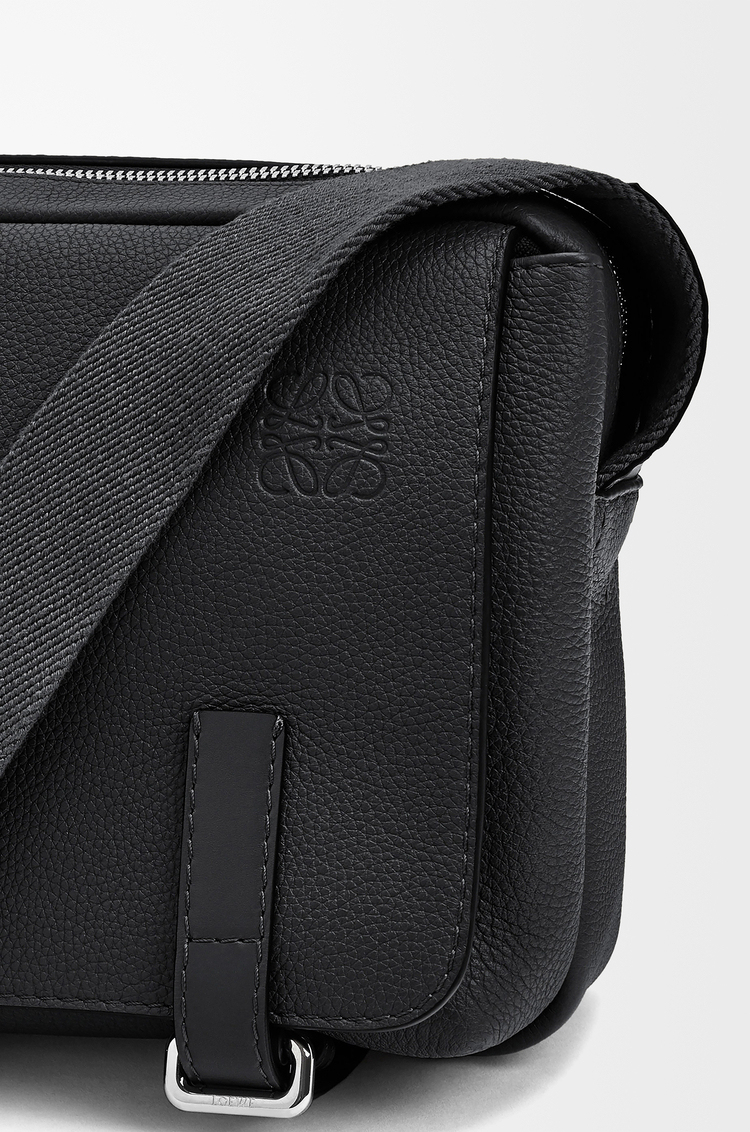 LOEWE ♦ミリタリーXSフルグレインメッセンジャーバッグ