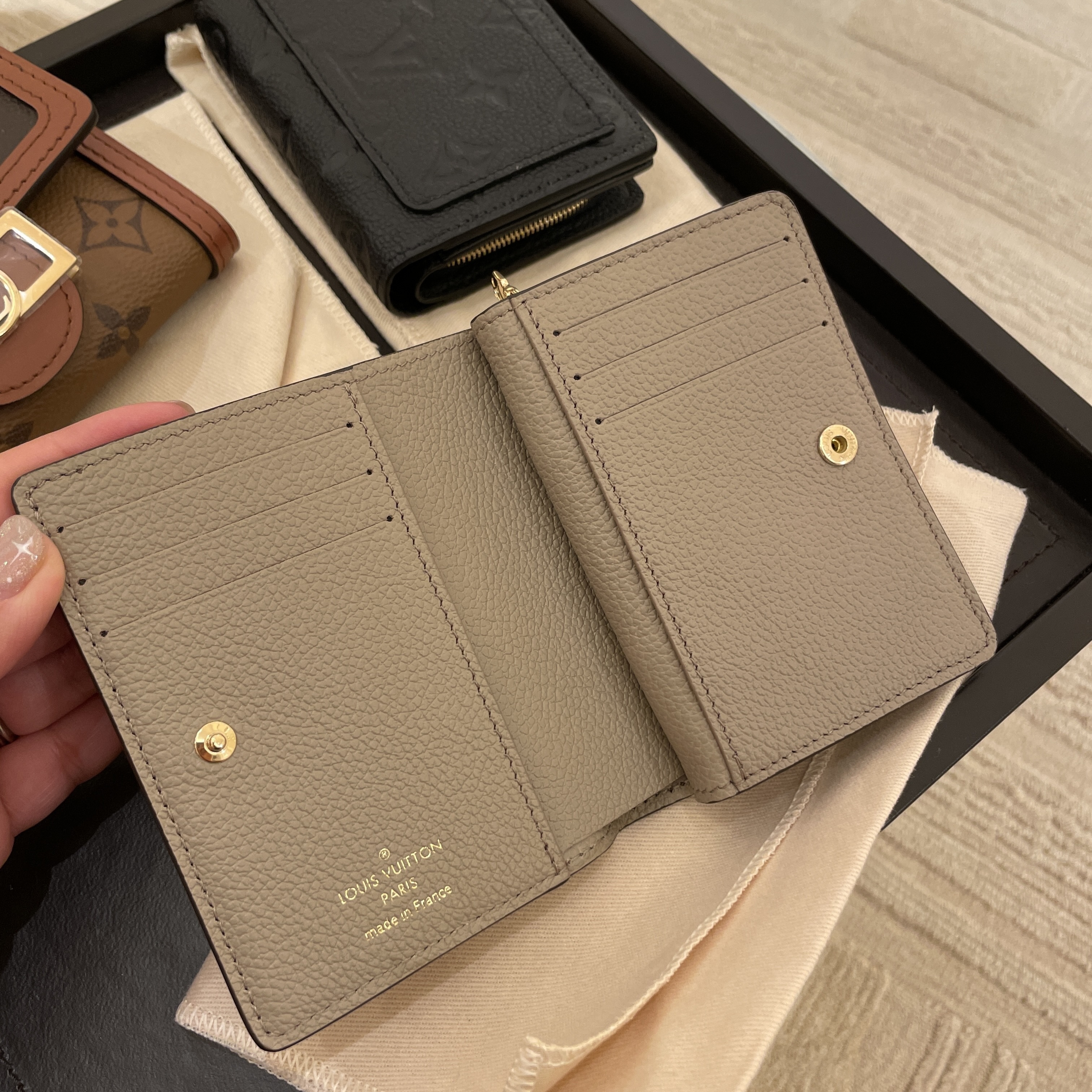 LV ポルトフォイユ・クレア 