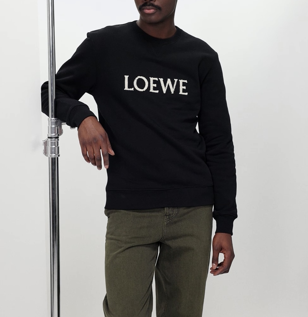 LOEWE ロゴ エンブロイダリー コットン スウェットシャツ 人気