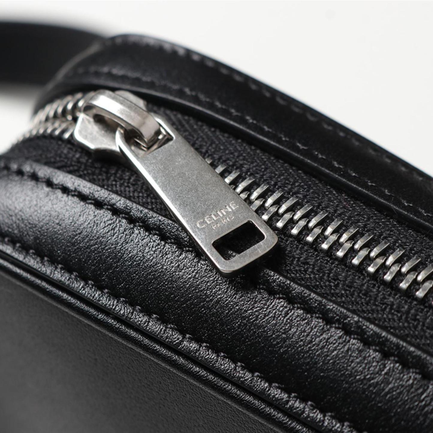 【CELINE】プリントミディアムメッセンジャーバッグ/